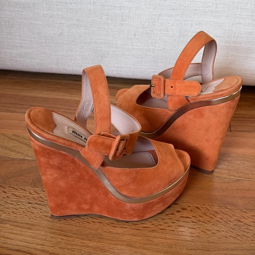 Miu Miu Platform Wedge Suede Orange Sandals‎ Size 36